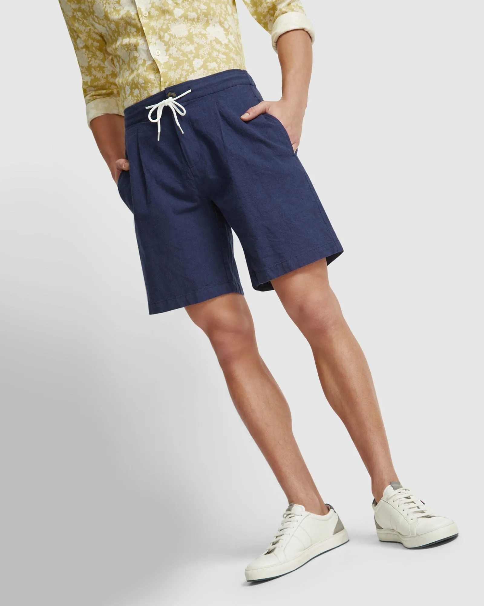 Barney Linen Blend Shorts