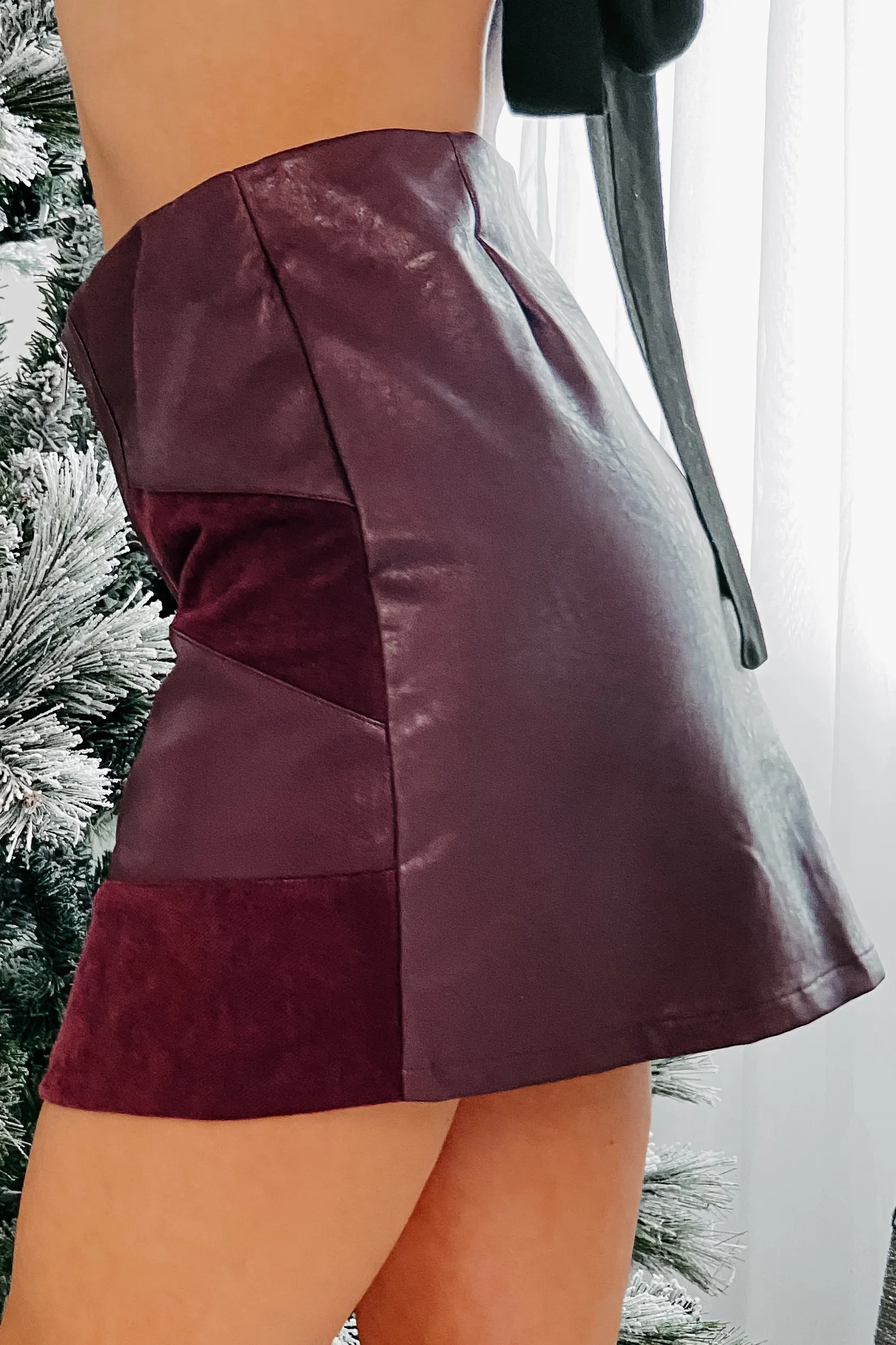 Cool Factor Zipper Front Mini Skirt (Wine)