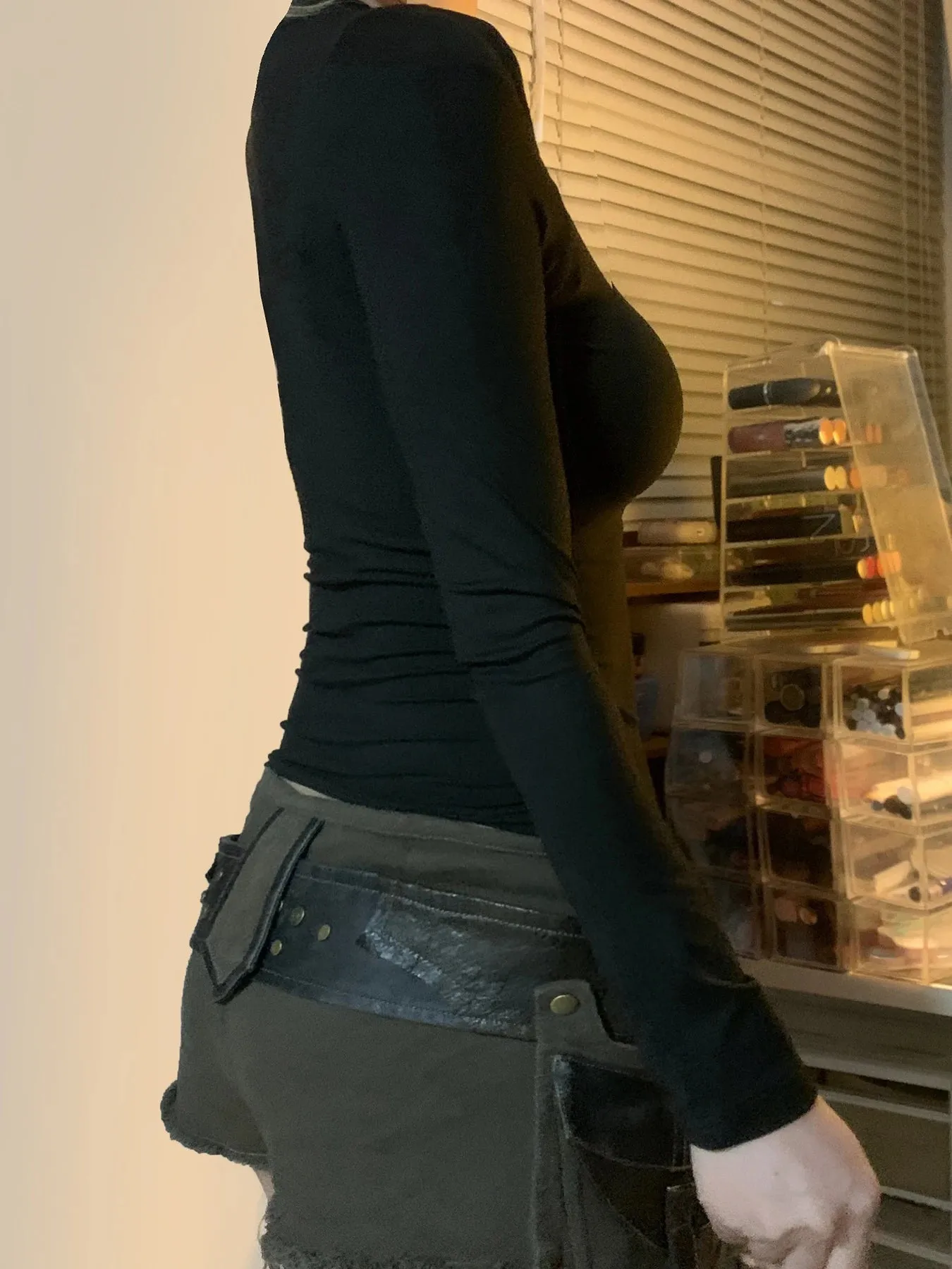Get Sexy Crop Top Clothes: Perfect for the Ultimate Fashion Statement