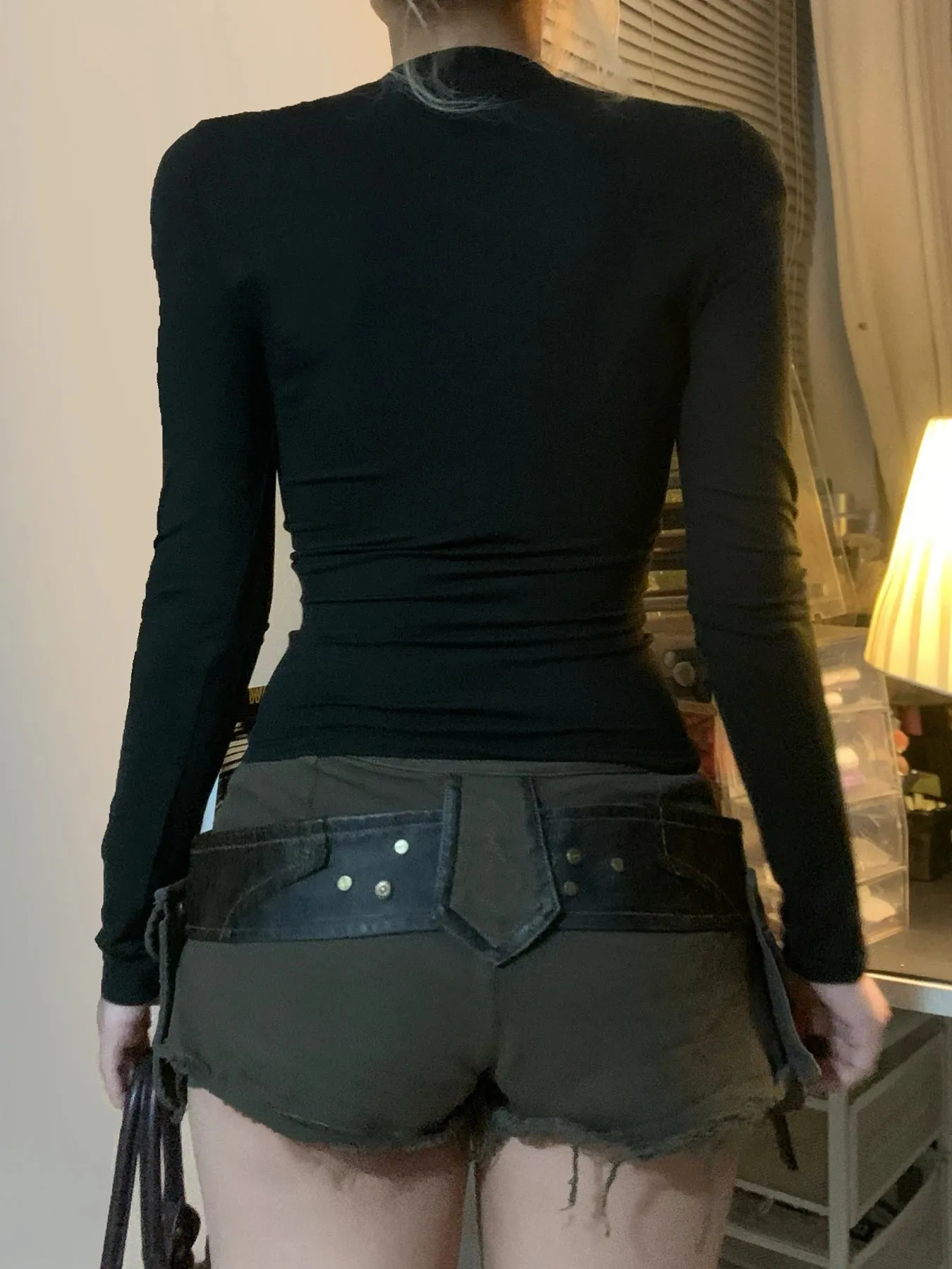 Get Sexy Crop Top Clothes: Perfect for the Ultimate Fashion Statement