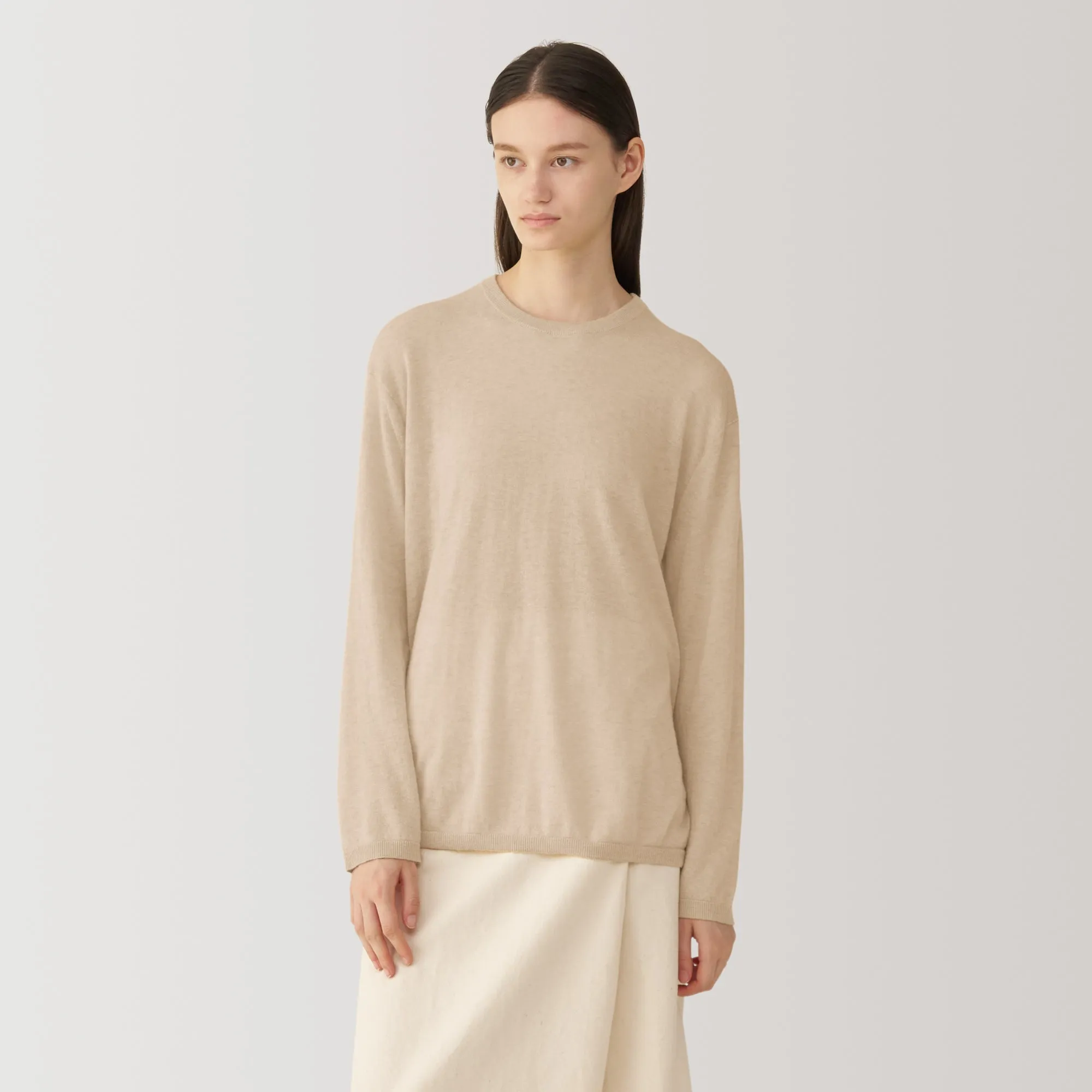 Labo Women's Natural Cashmere Crew Neck Sweater