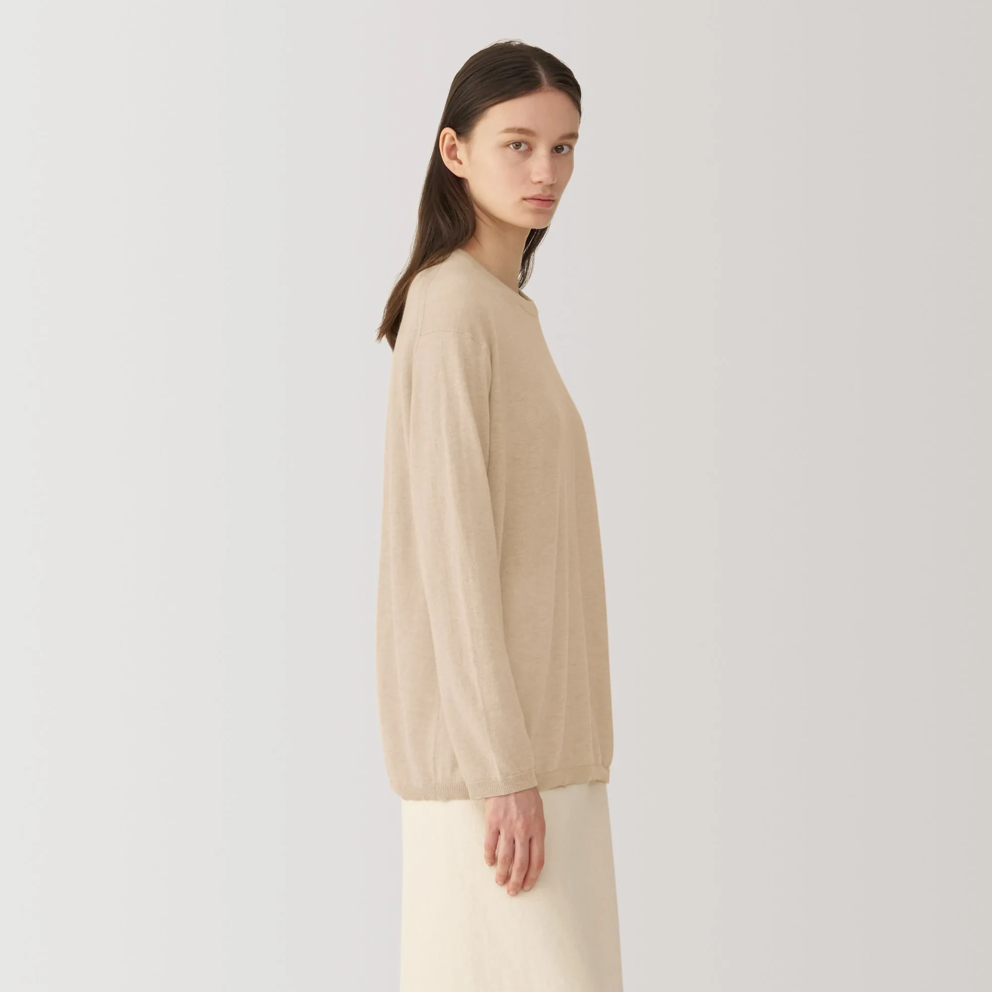 Labo Women's Natural Cashmere Crew Neck Sweater