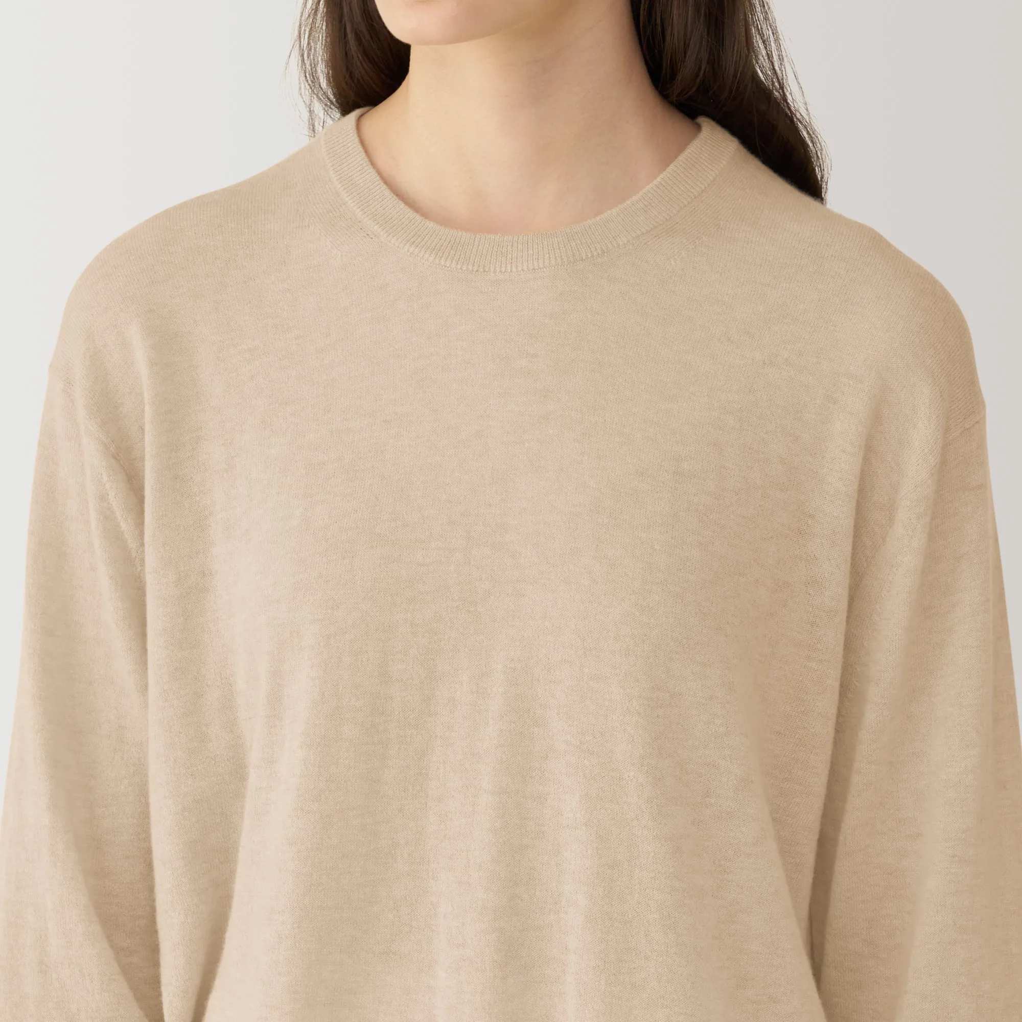 Labo Women's Natural Cashmere Crew Neck Sweater